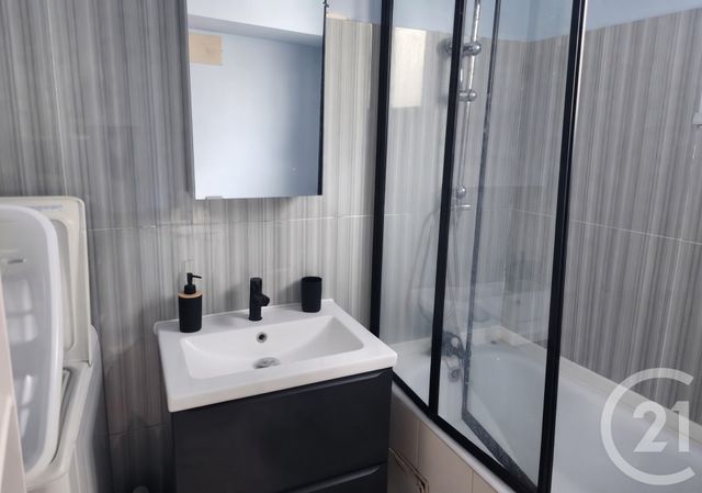 Appartement F2 &agrave; louer - 2 pi&egrave;ces - 41,60 m2 - Lunel - 34 - LANGUEDOC-ROUSSILLON