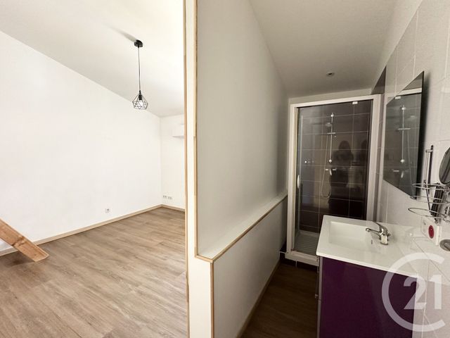 Maison &agrave; louer - 3 pi&egrave;ces - 53,11 m2 - St Laurent D Aigouze - 30 - LANGUEDOC-ROUSSILLON