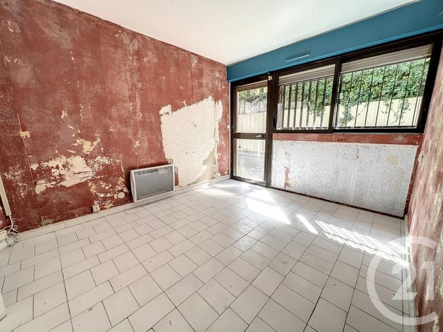 Local commercial à vendre - 81.85 m2 - 34 - Herault