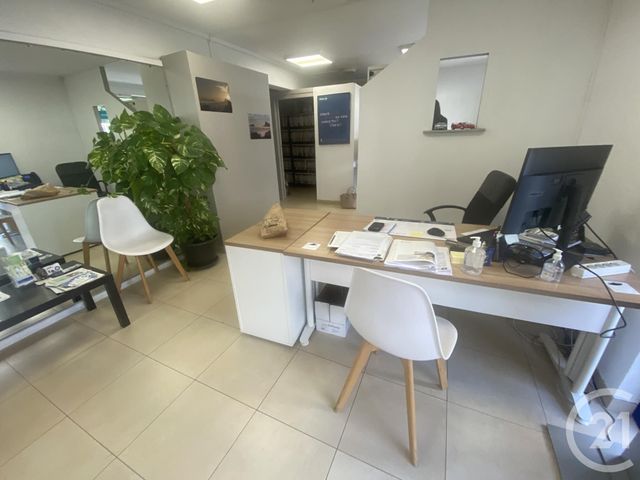 Local commercial à louer - 47.5 m2 - 34 - Herault