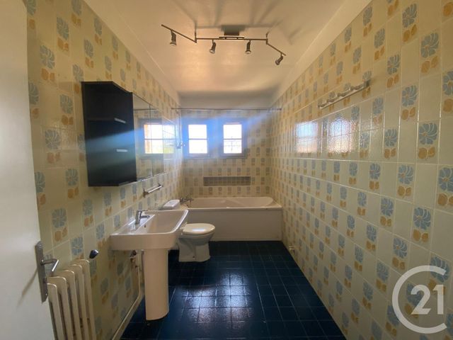 Maison à louer - 5 pièces - 126 m2 - Castelnau Le Lez - 34 - LANGUEDOC-ROUSSILLON