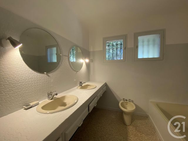 Maison &agrave; louer - 6 pi&egrave;ces - 193,85 m2 - St Bres - 34 - LANGUEDOC-ROUSSILLON