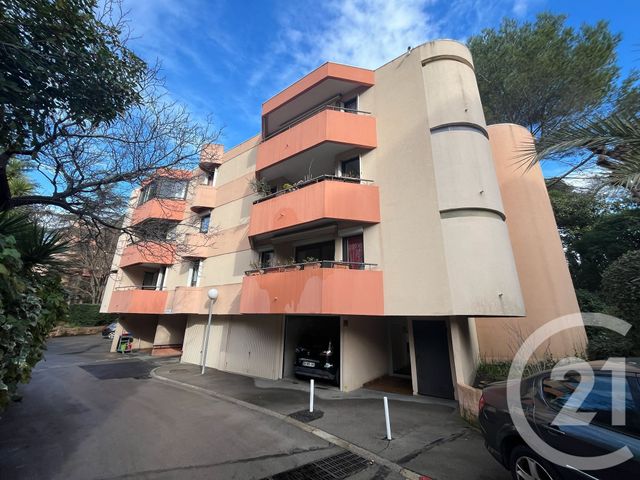Appartement F5 &agrave; louer - 5 pi&egrave;ces - 98 m2 - Montpellier - 34 - LANGUEDOC-ROUSSILLON