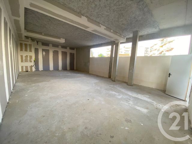 Local commercial à louer - 84.0 m2 - 34 - Herault