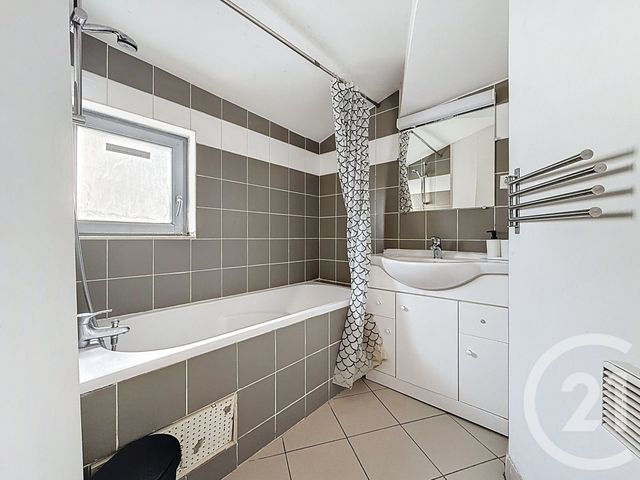 Appartement F3 &agrave; louer - 4 pi&egrave;ces - 71 m2 - Montpellier - 34 - LANGUEDOC-ROUSSILLON