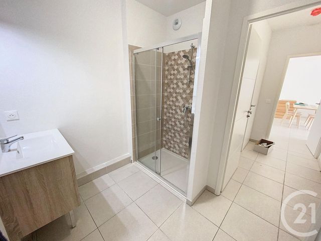 Appartement F3 &agrave; louer - 3 pi&egrave;ces - 60,20 m2 - Juvignac - 34 - LANGUEDOC-ROUSSILLON