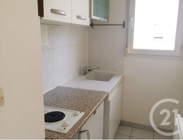 Appartement F1 &agrave; louer - 2 pi&egrave;ces - 28 m2 - Montpellier - 34 - LANGUEDOC-ROUSSILLON
