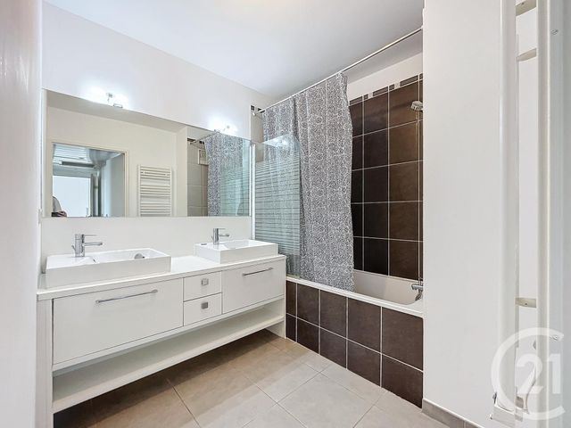 Appartement F3 &agrave; louer - 3 pi&egrave;ces - 72,98 m2 - Montpellier - 34 - LANGUEDOC-ROUSSILLON