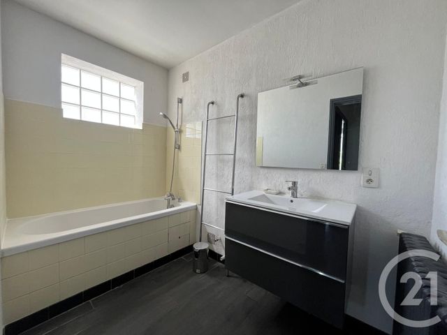 Appartement F3 &agrave; louer - 3 pi&egrave;ces - 73 m2 - Montpellier - 34 - LANGUEDOC-ROUSSILLON