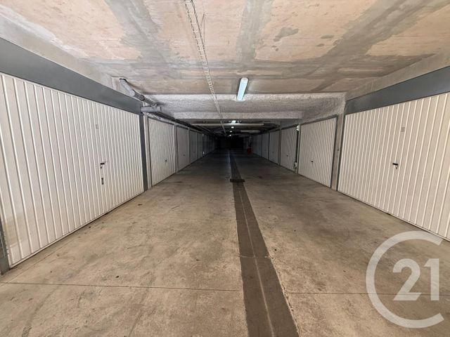 Parking &agrave; louer - 15 m2 - Montpellier - 34 - LANGUEDOC-ROUSSILLON