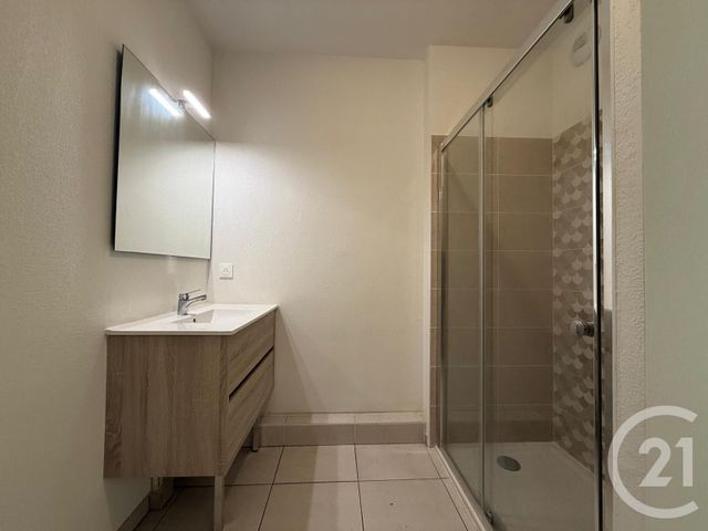 Appartement F3 &agrave; louer - 3 pi&egrave;ces - 60,20 m2 - Juvignac - 34 - LANGUEDOC-ROUSSILLON