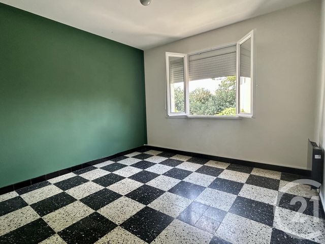 Maison &agrave; louer - 4 pi&egrave;ces - 86,94 m2 - Lunel - 34 - LANGUEDOC-ROUSSILLON