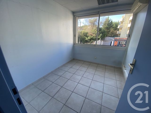 Bureaux à louer - 154.0 m2 - 34 - Herault