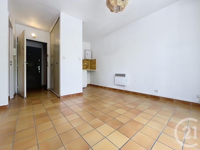 Appartement F1 &agrave; louer - 1 pi&egrave;ce - 25 m2 - Montpellier - 34 - LANGUEDOC-ROUSSILLON