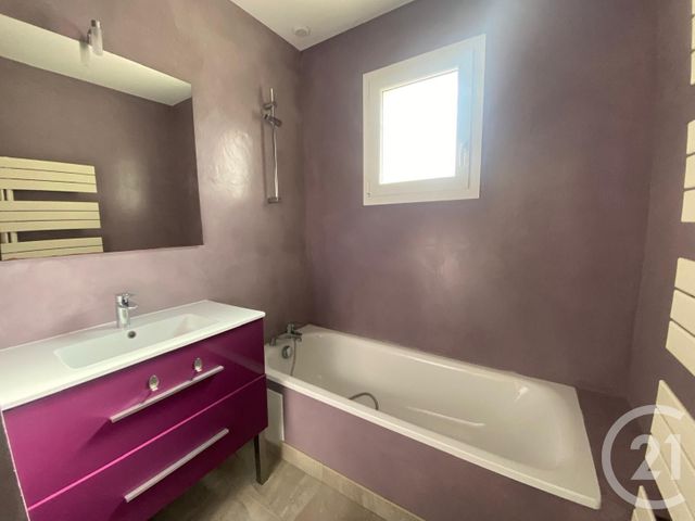 Maison &agrave; louer - 6 pi&egrave;ces - 116,25 m2 - Prades Le Lez - 34 - LANGUEDOC-ROUSSILLON