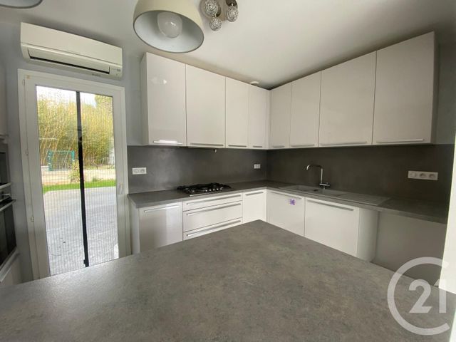 Maison &agrave; louer - 6 pi&egrave;ces - 116,25 m2 - Prades Le Lez - 34 - LANGUEDOC-ROUSSILLON