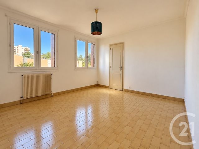Appartement F3 &agrave; louer - 3 pi&egrave;ces - 81 m2 - Montpellier - 34 - LANGUEDOC-ROUSSILLON