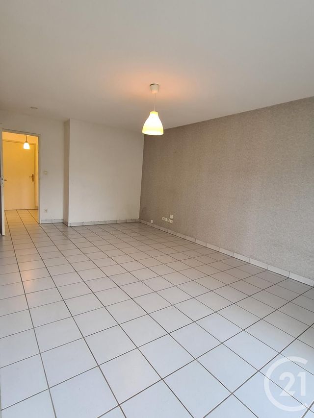 Appartement F2 &agrave; louer - 2 pi&egrave;ces - 45,72 m2 - Blagnac - 31 - MIDI-PYRENEES