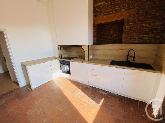 Appartement F2 &agrave; louer - 2 pi&egrave;ces - 75 m2 - Toulouse - 31 - MIDI-PYRENEES