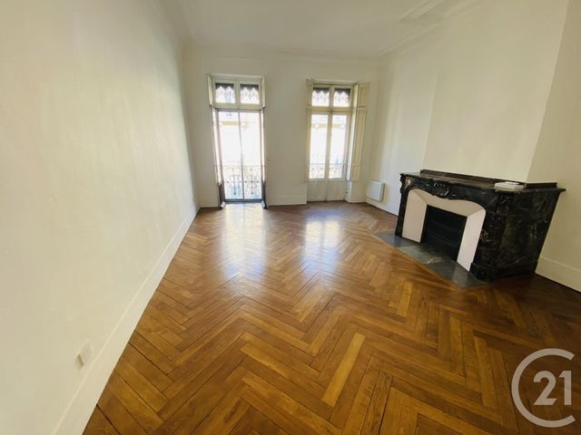 Appartement F2 &agrave; louer - 2 pi&egrave;ces - 75 m2 - Toulouse - 31 - MIDI-PYRENEES