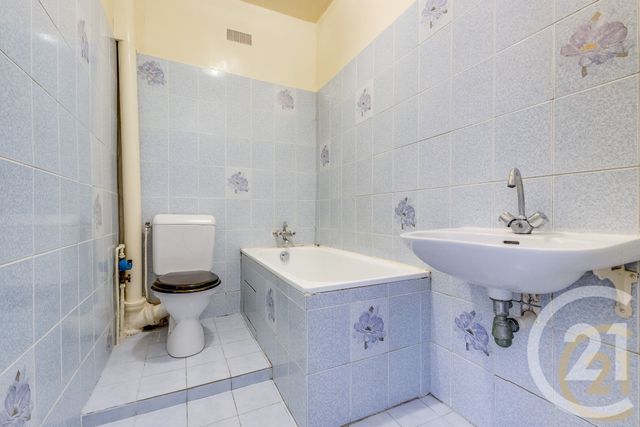 Appartement F4 &agrave; vendre - 5 pi&egrave;ces - 65,11 m2 - Paris - 75017 - ILE-DE-FRANCE