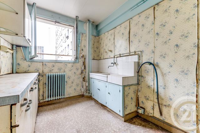 Appartement F3 à vendre - 4 pièces - 92,65 m2 - Paris - 75017 - ILE-DE-FRANCE