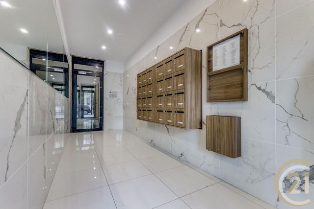 Appartement F3 à vendre - 4 pièces - 92,65 m2 - Paris - 75017 - ILE-DE-FRANCE