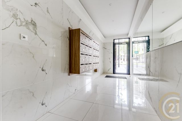 Appartement F3 à vendre - 4 pièces - 92,65 m2 - Paris - 75017 - ILE-DE-FRANCE