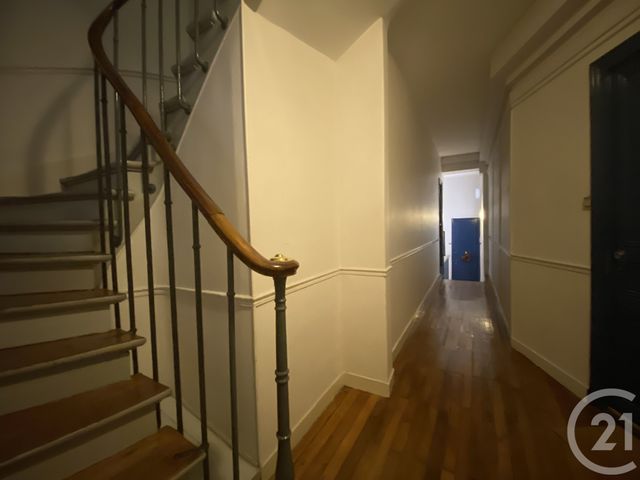 Appartement F2 &agrave; vendre - 2 pi&egrave;ces - 38,13 m2 - Paris - 75018 - ILE-DE-FRANCE