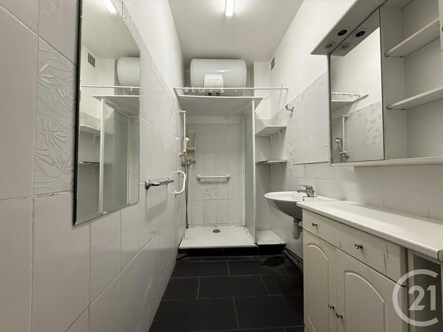 Appartement T2 à vendre - 2 pièces - 48,10 m2 - Paris - 75017 - ILE-DE-FRANCE