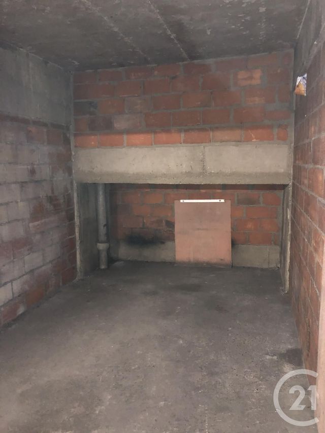 Parking &agrave; louer - 11 m2 - Paris - 75018 - ILE-DE-FRANCE