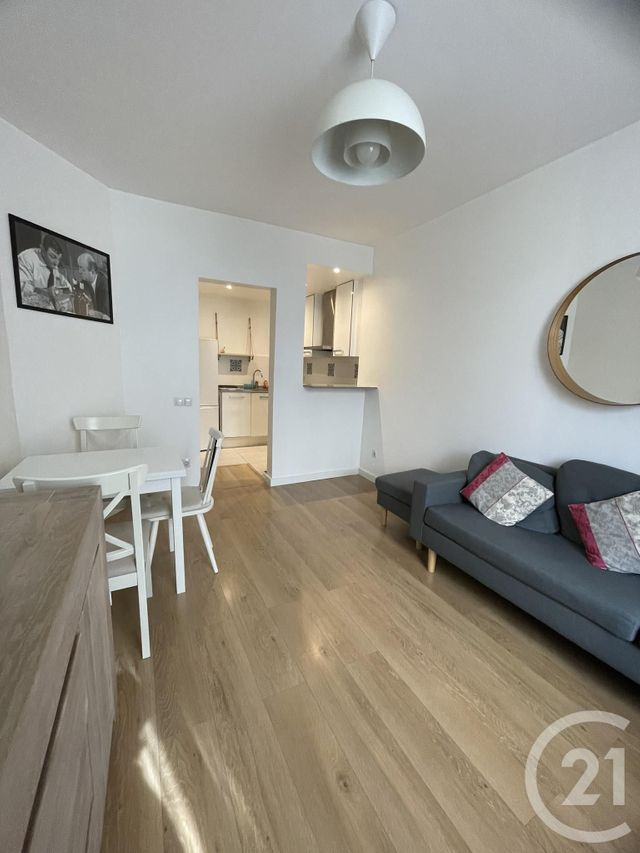 Appartement F3 &agrave; louer - 3 pi&egrave;ces - 52,95 m2 - Paris - 75017 - ILE-DE-FRANCE