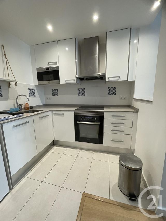 Appartement F3 &agrave; louer - 3 pi&egrave;ces - 52,95 m2 - Paris - 75017 - ILE-DE-FRANCE