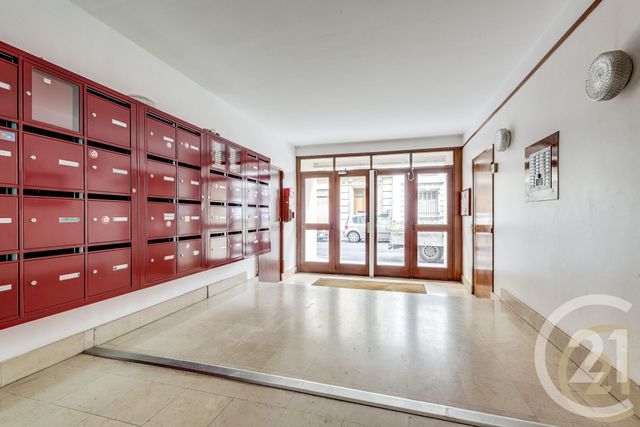 Appartement T2 &agrave; vendre - 2 pi&egrave;ces - 33,33 m2 - Paris - 75017 - ILE-DE-FRANCE