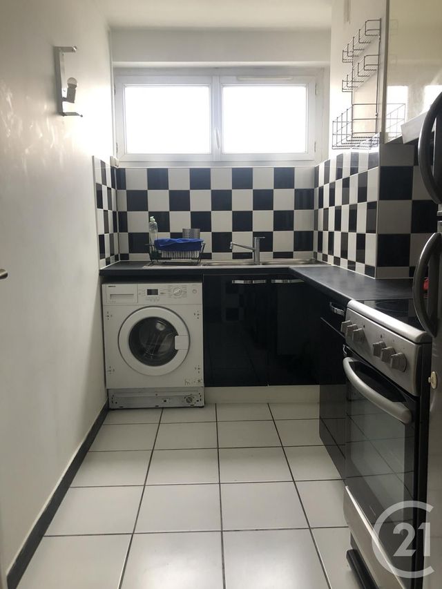 Appartement F2 &agrave; louer - 2 pi&egrave;ces - 42,84 m2 - Paris - 75017 - ILE-DE-FRANCE