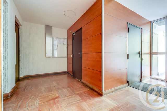Appartement Studio &agrave; vendre - 1 pi&egrave;ce - 21,15 m2 - Paris - 75018 - ILE-DE-FRANCE