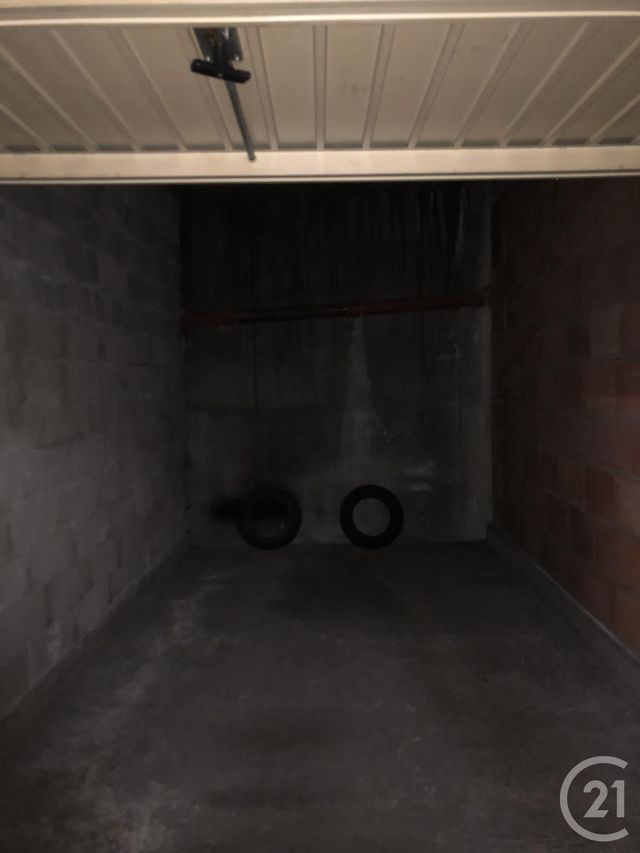 Parking &agrave; louer - 14,30 m2 - Paris - 75017 - ILE-DE-FRANCE