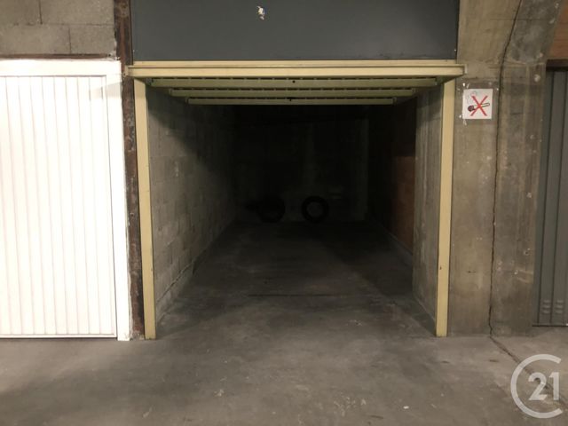 Parking &agrave; louer - 14,30 m2 - Paris - 75017 - ILE-DE-FRANCE