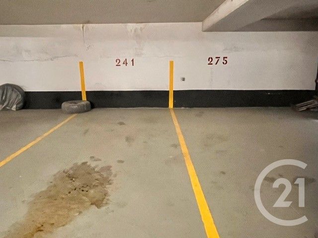 Parking &agrave; louer - 12 m2 - Paris - 75017 - ILE-DE-FRANCE