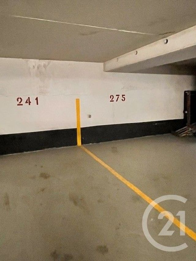Parking &agrave; louer - 12 m2 - Paris - 75017 - ILE-DE-FRANCE