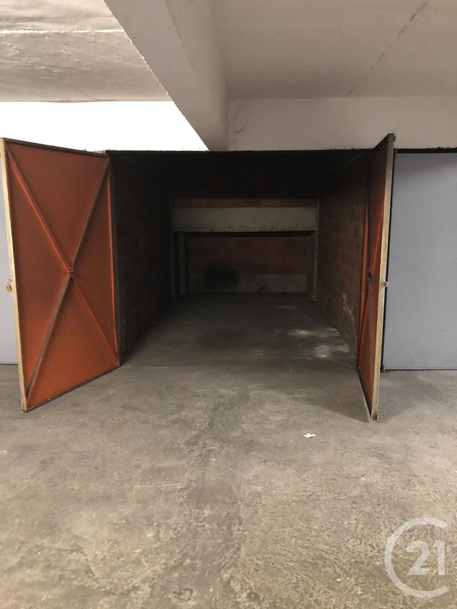 Parking &agrave; louer - 11 m2 - Paris - 75018 - ILE-DE-FRANCE
