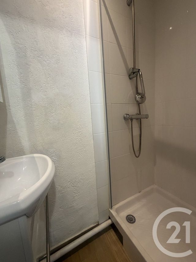 Appartement F1 &agrave; louer - 1 pi&egrave;ce - 19,05 m2 - Paris - 75017 - ILE-DE-FRANCE
