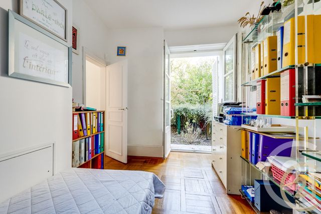 Appartement F3 &agrave; vendre - 3 pi&egrave;ces - 65 m2 - Paris - 75018 - ILE-DE-FRANCE