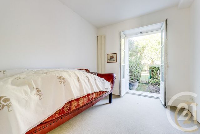 Appartement F3 &agrave; vendre - 3 pi&egrave;ces - 65 m2 - Paris - 75018 - ILE-DE-FRANCE