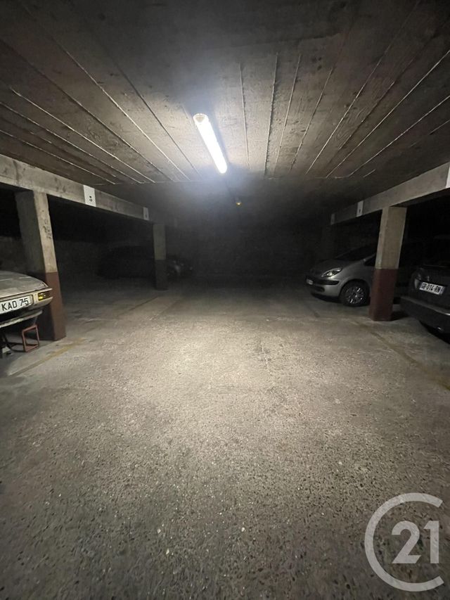 Parking &agrave; louer - 12 m2 - Paris - 75017 - ILE-DE-FRANCE