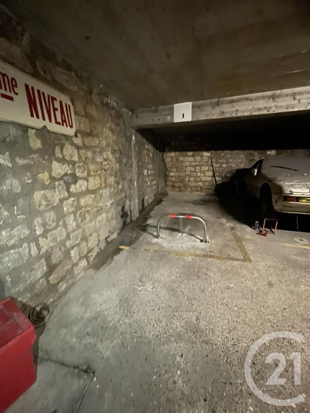 Parking &agrave; louer - 12 m2 - Paris - 75017 - ILE-DE-FRANCE