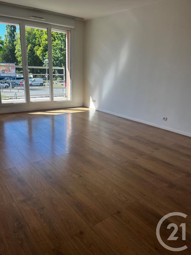 Appartement F3 &agrave; louer - 3 pi&egrave;ces - 65,09 m2 - Sevran - 93 - ILE-DE-FRANCE