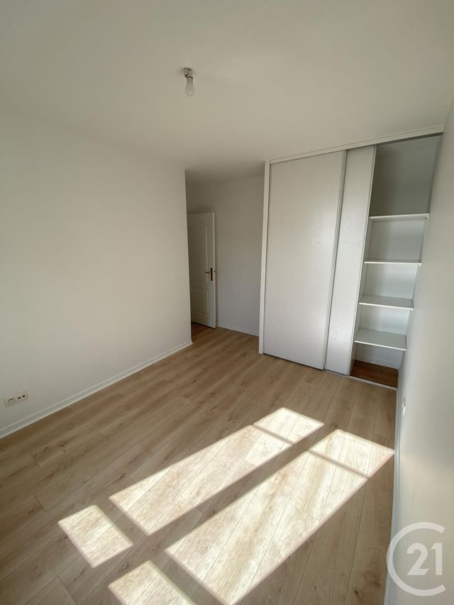Appartement F2 à louer - 3 pièces - 67,47 m2 - Sevran - 93 - ILE-DE-FRANCE