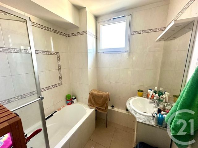 Appartement F3 à vendre - 3 pièces - 51,04 m2 - Rosny Sous Bois - 93 - ILE-DE-FRANCE