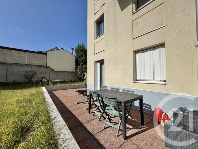 Appartement F4 à vendre - 4 pièces - 80 m2 - Livry Gargan - 93 - ILE-DE-FRANCE